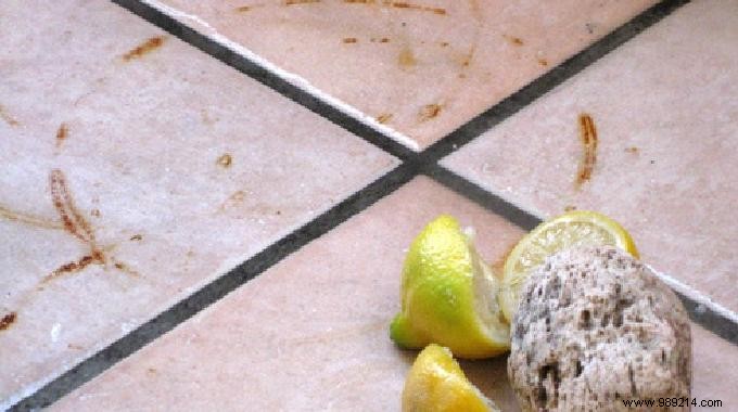 How to Remove a Rust Stain from Tile. 