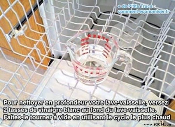 How to Clean Your Dishwasher Easily with Vinegar. 