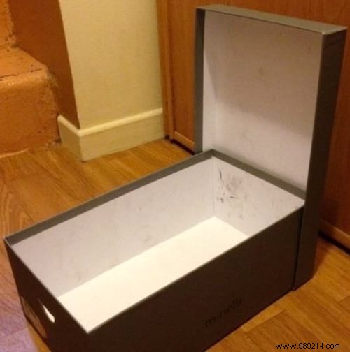 Easily transform your Shoe Boxes into Pretty Briefcases. 
