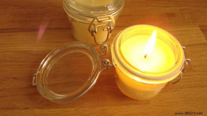 How to Make Beeswax Candles EASILY. 