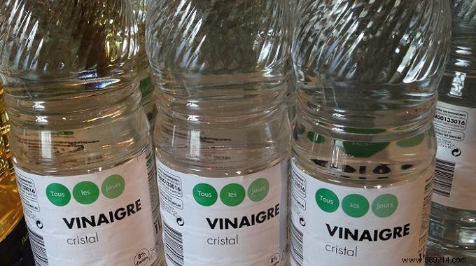 23 Magical Uses of White Vinegar Everyone Needs to Know. 