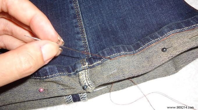 How to Hem Jeans SOLID Without a Sewing Machine. 