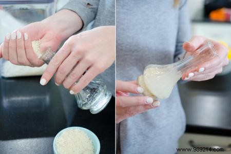 Trick To Remove Limestone In A Vase WITHOUT Rubbing. 
