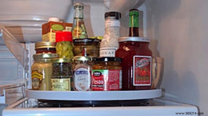 A Mind-Blowing Trick To Store Your Condiments In The Fridge. 