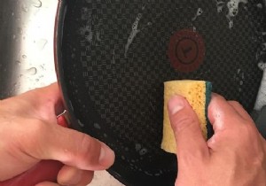 How to Clean a Tefal Frying Pan WITHOUT Damaging the Non-Stick Coating. 