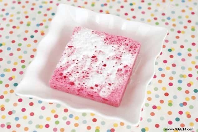 14 Totally Amazing Uses for Sponges. 