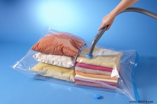 Mildew Stains On Clothes:How To Remove Them EASILY. 