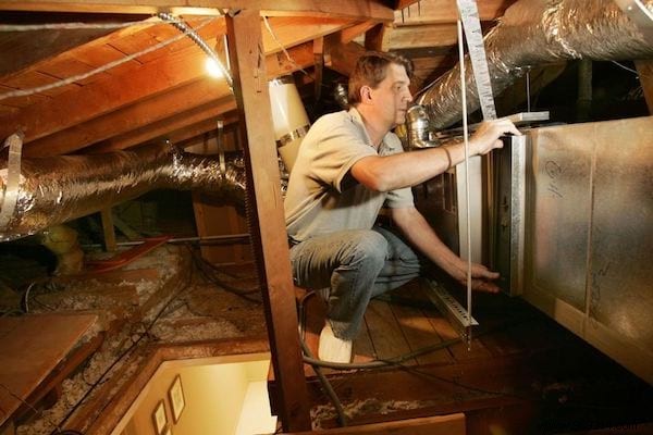 14 Tips That Will Lower Your Heating Bill EASILY. 