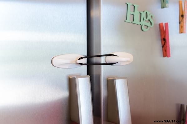12 Awesome Things To Do With Adhesive Hooks. 