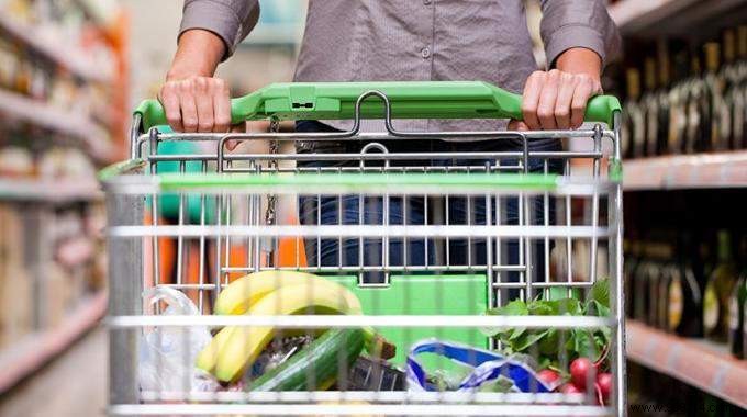 21 Simple Tips To Save Money While Shopping. 