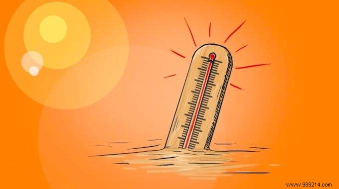 Are you too hot? Here are 10 Tips for Staying Cool WITHOUT Air Conditioning. 