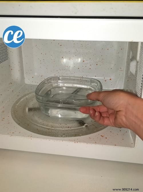 The Secret To Cleaning A Heavily Dirty Microwave Effortlessly. 