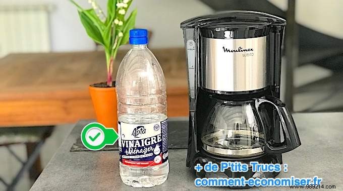 How To Descale Your Coffee Maker To Perfection With White Vinegar. 