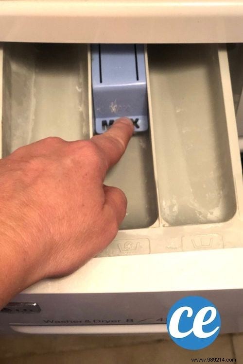 Washing Machine:How to Clean a Clogged Detergent Tray WITHOUT Scrubbing. 