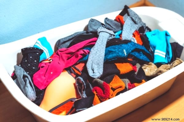 15 Mistakes Everyone Makes When Machine Washing Their Clothes. 