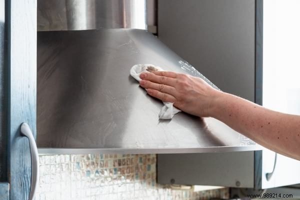 14 Tips To Keep Your Kitchen Always Sparkling (And Sparkling Clean). 