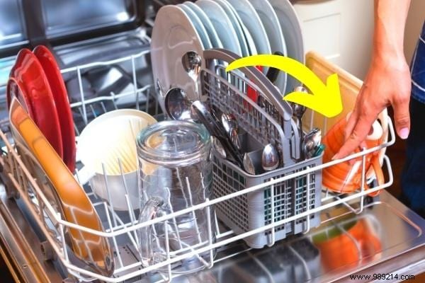 Dishwasher:6 Genius Tricks To Gain (A LOT) Of Space. 
