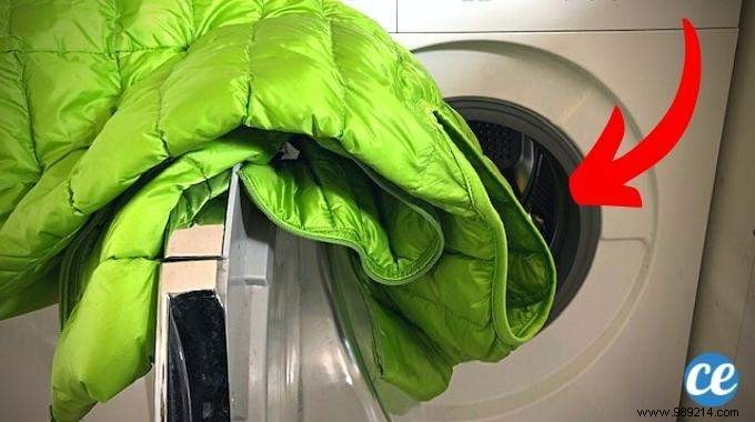 The Easy Tip For Machine Washing Your Down Jacket WITHOUT Damaging It. 