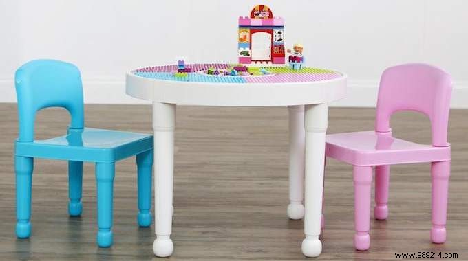 How To Clean Children s Plastic Furniture WITHOUT BLEACH. 