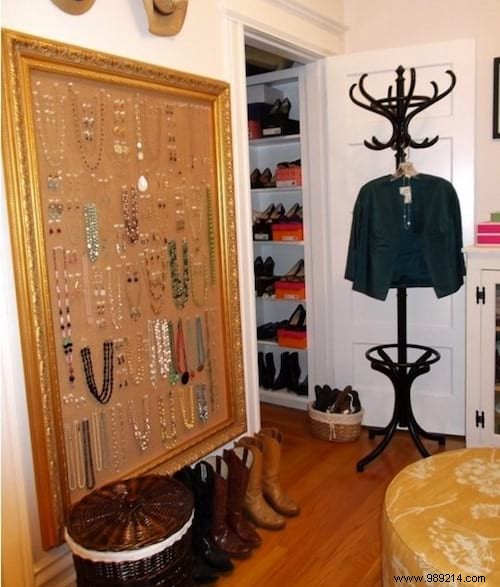 50 Great Storage Ideas To Better Organize Your Room. 