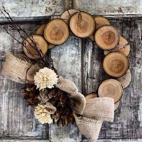20 Super Christmas Decorations With WOODEN LOGS. 