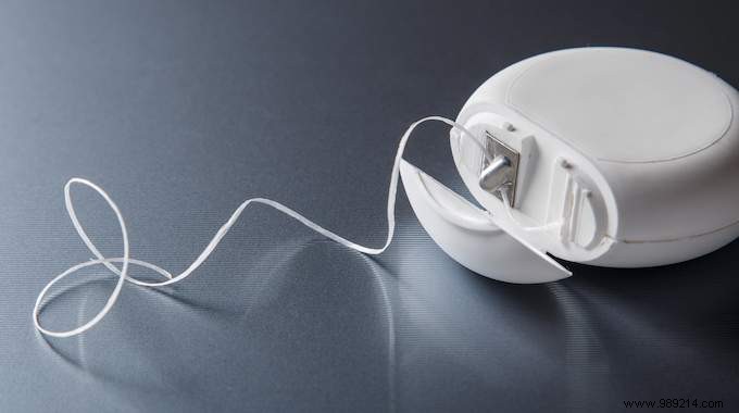 10 incredible uses for dental floss that no one knows about. 