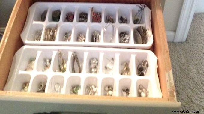 The Homemade Storage Your Jewelry Will Love. 
