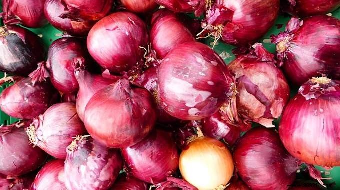 Peel Onions Without Crying:Grandma s Tricks You Should Know. 