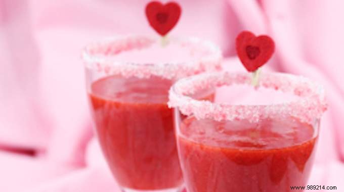 A Natural Aphrodisiac Cocktail Recipe For Lovers. 