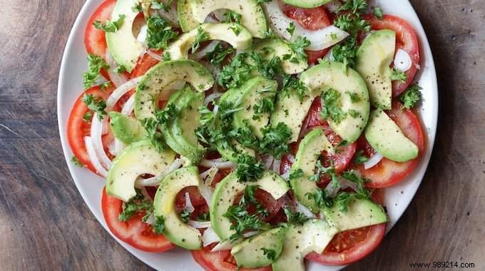 An Easy and Quick Salad Recipe for Lunch. 