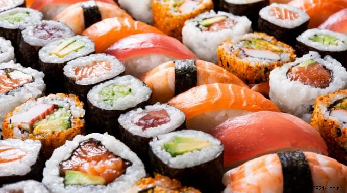 My 6 tips for making cheap sushi at home. 