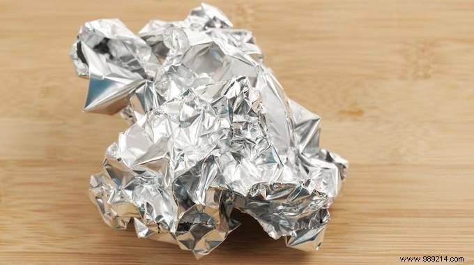How Aluminum Foil Can Save Your Ice Cubes? 
