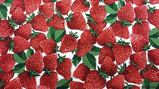 How to wash strawberries without damaging them? The Trick Nobody Knows. 