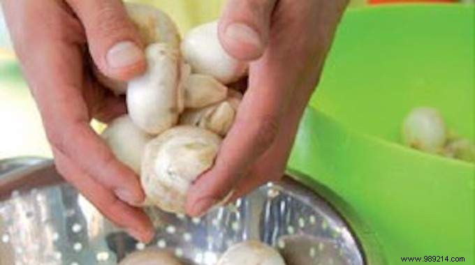 How to Clean Mushrooms? 3 Effective Tips. 