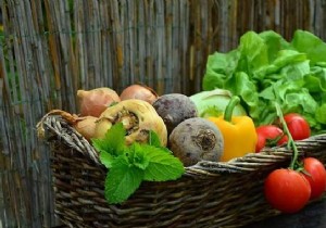 Save Money Eating Smart: Transform Vegetable Scraps into Tasty Meals