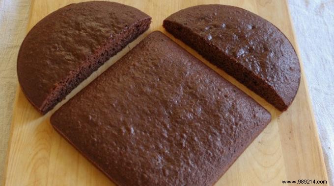 Here s How to Make a Heart-Shaped Cake Without a Special Mold. 