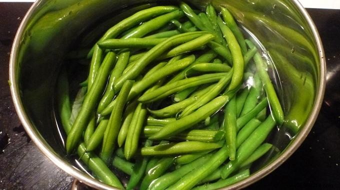 The Tip for Guaranteeing the Tenderness of Green Beans. 