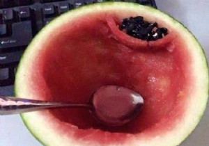The Ingenious Way to Eat a Watermelon. 