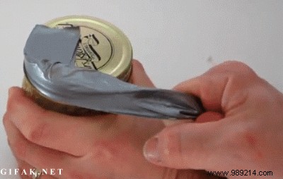 The New Trick To Open A Jar Easily. 