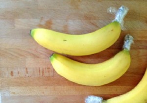 The Secret Trick To Keeping Bananas Fresh Longer. 