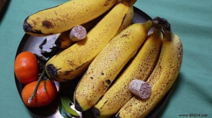 The Brilliant Trick to Prevent Your Fruits from Rotting Too Quickly. 