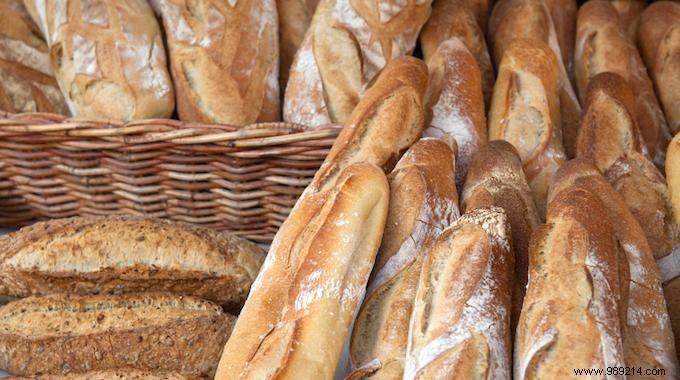 7 Tricks That Work to Keep Bread Fresh Longer. 