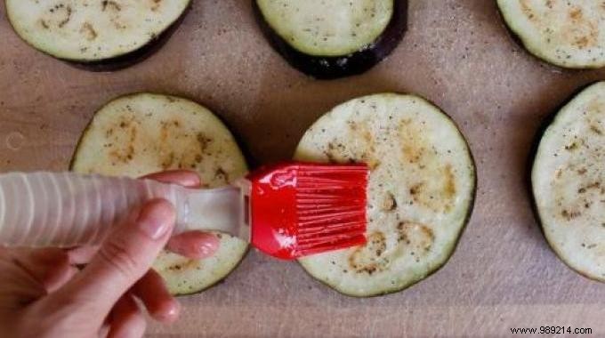 The Genius Trick To Prevent Eggplants From Absorbing TOO MUCH Oil. 