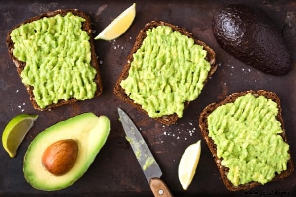 4 Light Alternatives To Replace Butter On Toast In The Morning. 