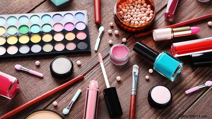Makeup tip - How to better preserve your makeup? 