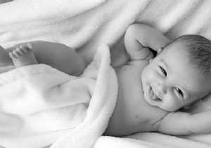 How to Clean Baby s Eyes Effectively? 