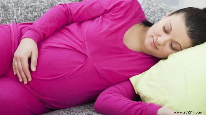 Pregnancy and Sleep:5 Natural Tips for Better Sleep. 