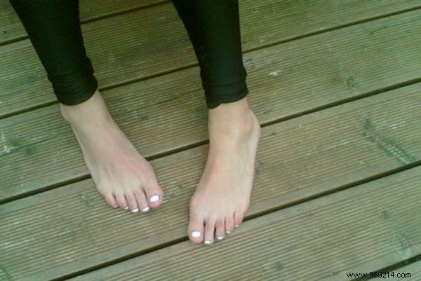 5 Homemade Pedicure Ideas For Sexy Feet! 