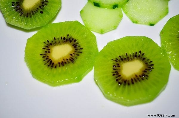 Bags Under the Eyes? My Kiwi Recipe To Make Them Disappear. 