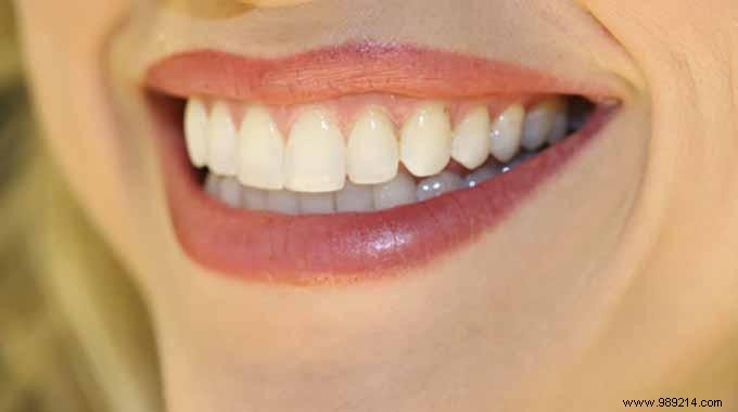 The 3 Best Salt Tricks To Have White Teeth. 